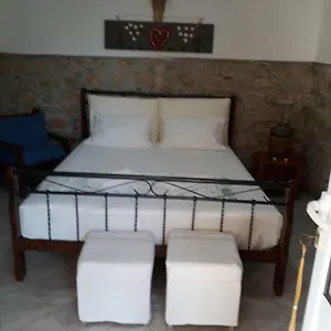 ★ Meniko's House ★ Cozy Nest , Himarë Albania